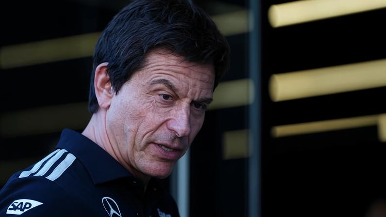 Chefão da Merecedes demonstrou preocupação após o GP da Catalunha