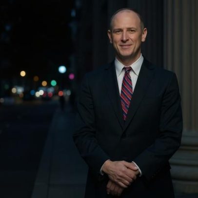 Goolsbee do Fed afirma que inflação vai na direção errada