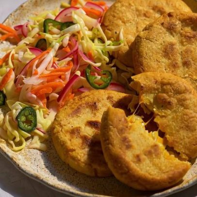 Receita de pupusas de frango com queijo