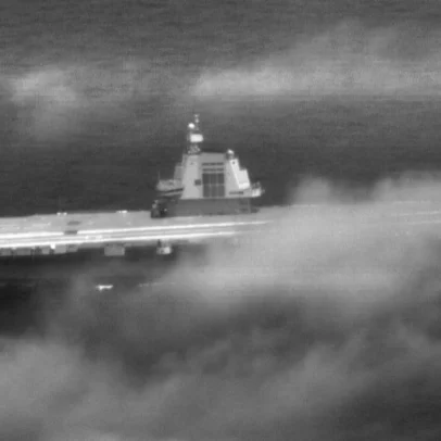 China posiciona seu porta-aviões mais poderoso perto de Taiwan