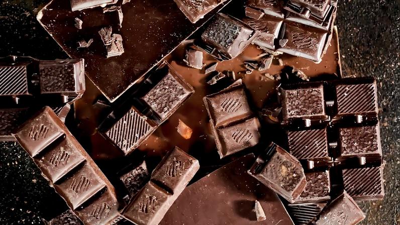 13 alimentos que ajudam a aumentar a libido, incluindo pimenta e chocolate