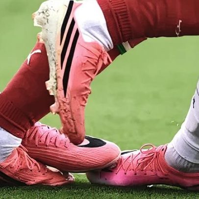 Chuteiras rosas dominam a Copa do Mundo e mostram tendência