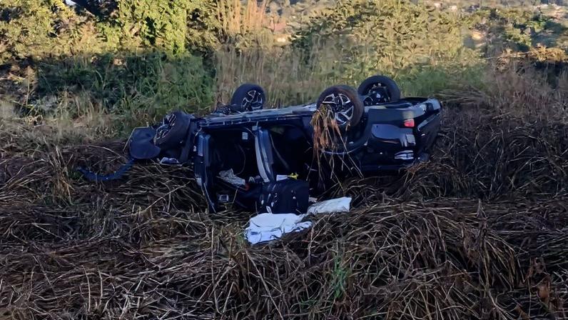 Capotamento na BR-040 em Sete Lagoas ocorreu na madrugada de sexta para sábado (20/06).