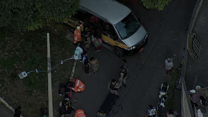 O acidente aconteceu na rua Leonardo Agostinho Matoso