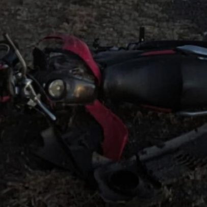 Acidente entre motos e carro na divisa MG/SP deixa dois mortos e dois feridos
