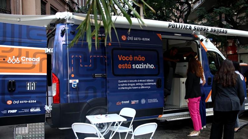 MG lança serviço de atendimento móvel com informações sobre álcool e outras drogas