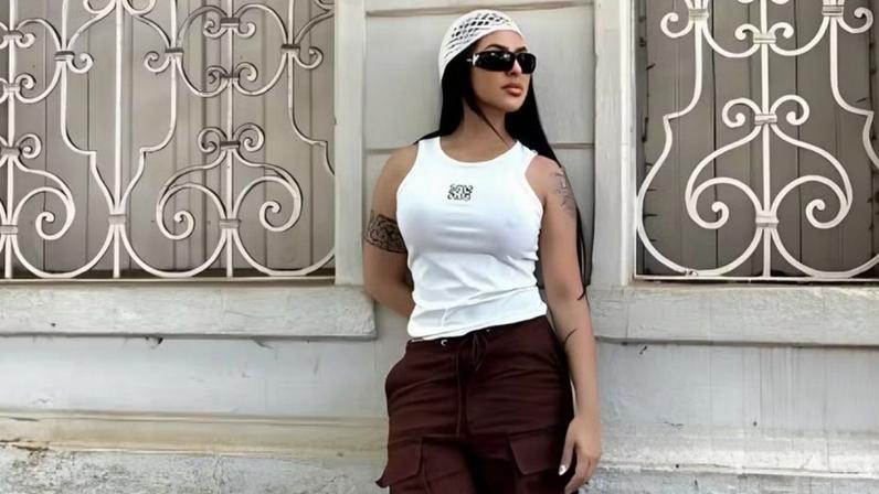 Larissa Nara Rezende, de 42 anos, foi detida ao desembarcar no Brasil