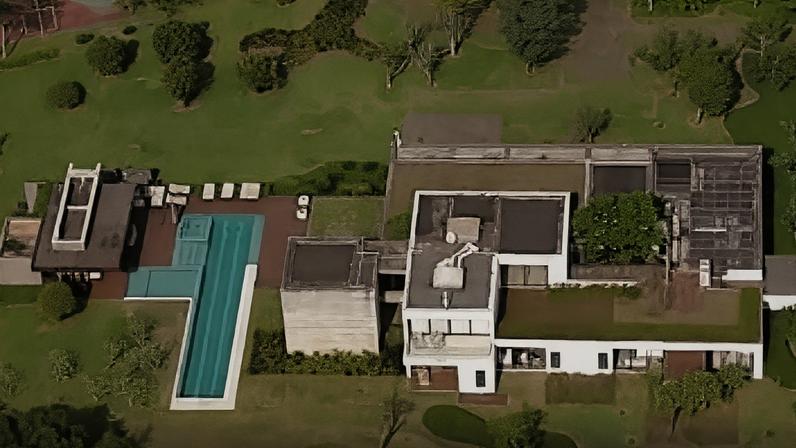 Mansão de Henrique Vorcaro estava desocupada no momento do crime
