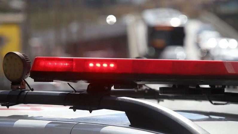 Motociclista tentou fugir do local do acidente, mas foi preso momentos depois