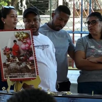 Tio afirma que família não abandonará filho que decapitou a mãe