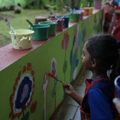 Núcleo Infantil Anna Medioli ganha mural artístico e espaço ao ar livre