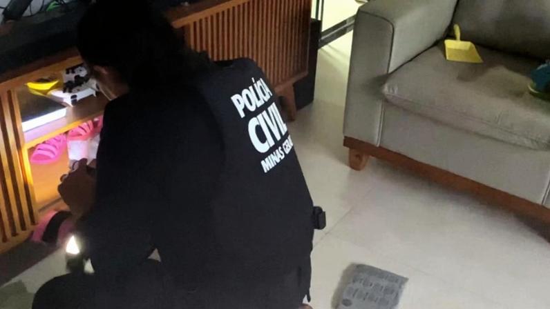 Polícia Civil cumpriu mandado de busca e apreensão nessa quarta-feira