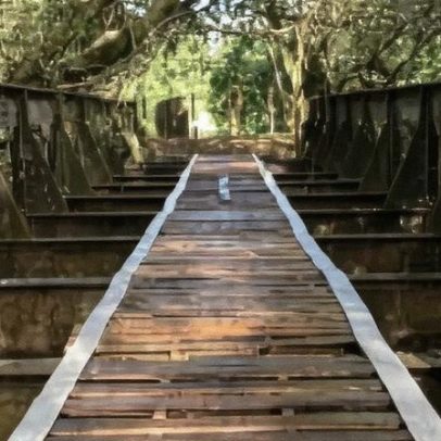 Ponte desaparecida em MG é recuperada; homem comprou estrutura por R$ 700 mil