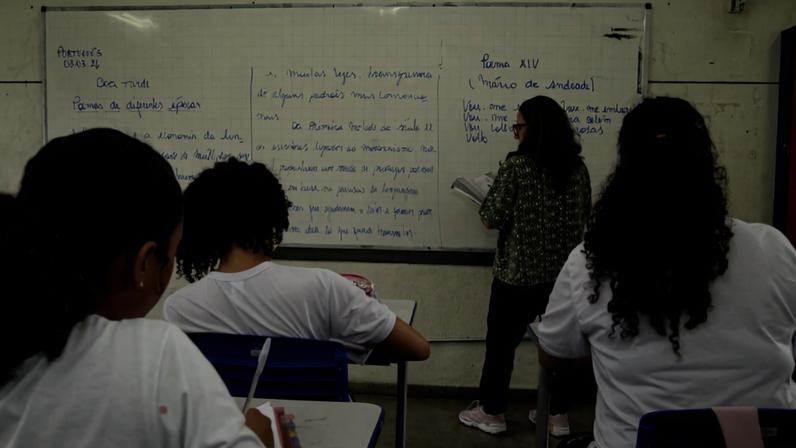 Prefeitura de BH abre concurso para professores atuarem no ensino fundamental