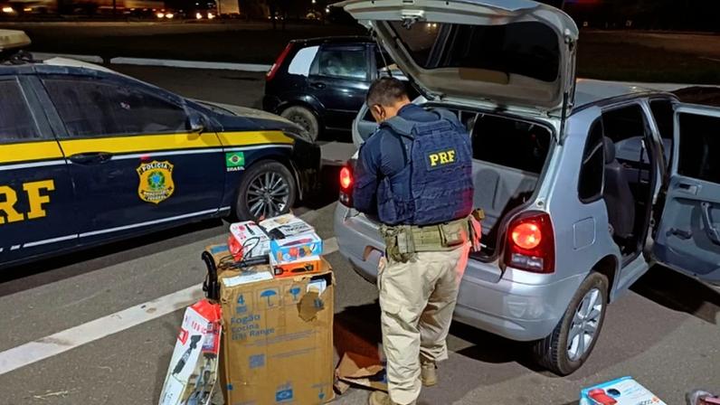 Parte da carga foi recuperada após intervenção dos policiais