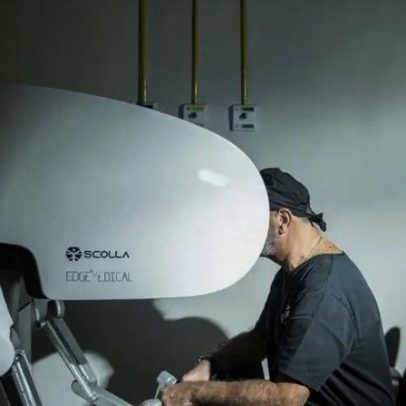 Médico brasileiro entra no livro dos recordes com telecirurgia entre continentes