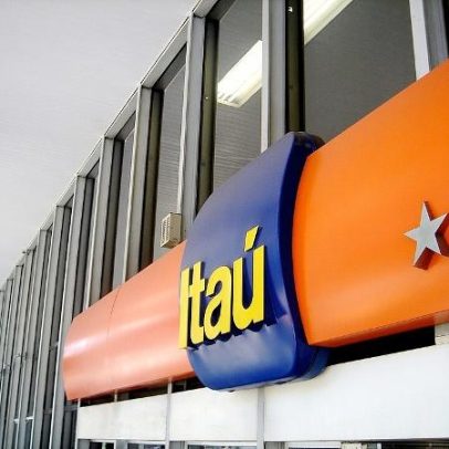 Itaú passa a exigir três dias de trabalho presencial a partir de 2028