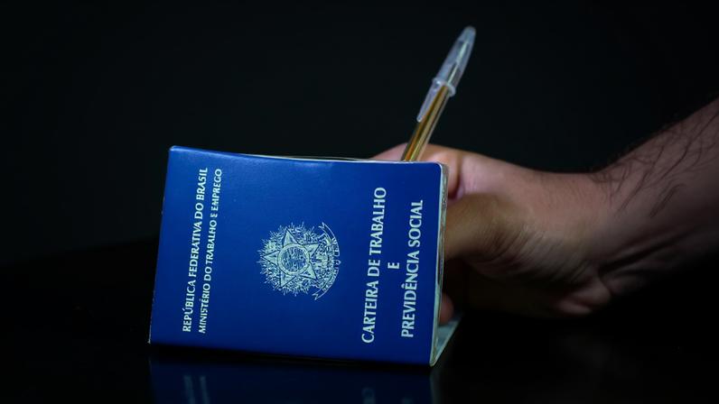 Fim da 6 X 1 beneficiará 37 milhões de trabalhadores, diz governo