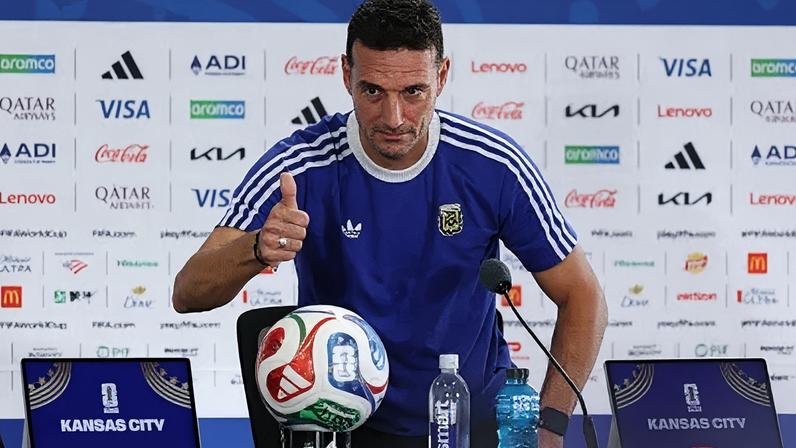 Lionel Scaloni, técnico da Argentina, em coletiva de imprensa antes da estreia da Copa do Mundo contra a Argélia