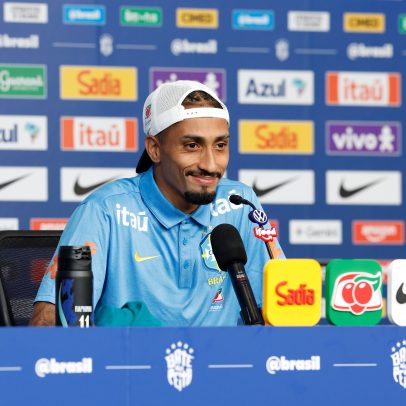 Raphinha não treina com a seleção após jogo da Copa por bolhas nos pés