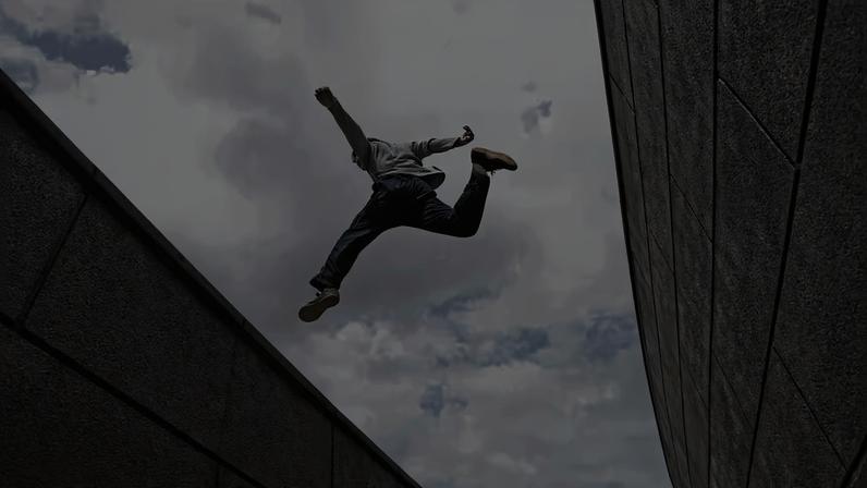O parkour não é apenas um esporte, é uma forma de interpretar o espaço público a partir de uma perspectiva radicalmente subversiva