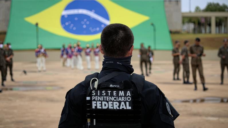 Novo concurso Penal Federal é solicitado para três cargos, incluindo policial penal