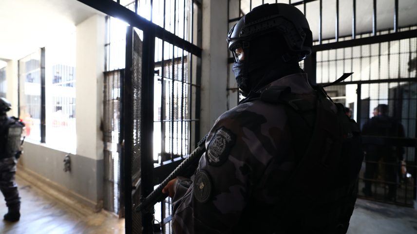 STF libera contratos temporários na Polícia Penal MG