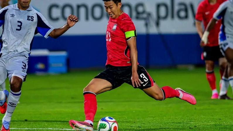 Son Heung-Min é o jogador de destaque da Coréia do Sul.