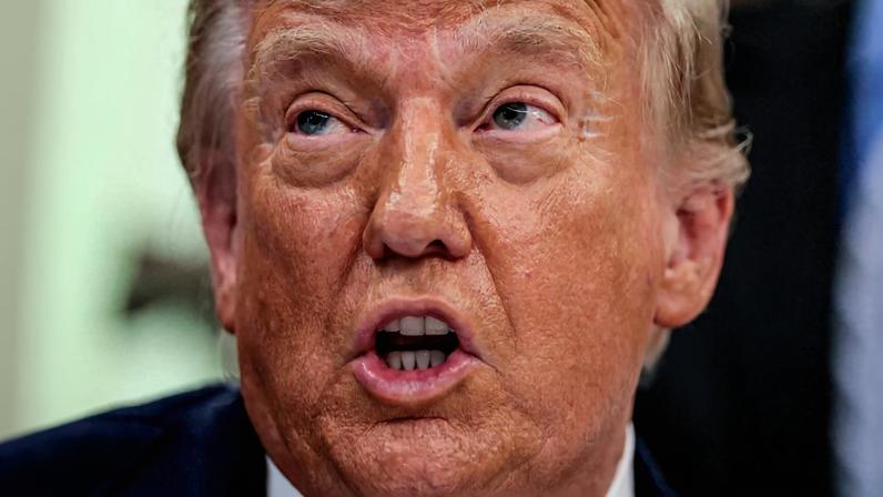 Trump revela operação para liberar petroleiros em Ormuz