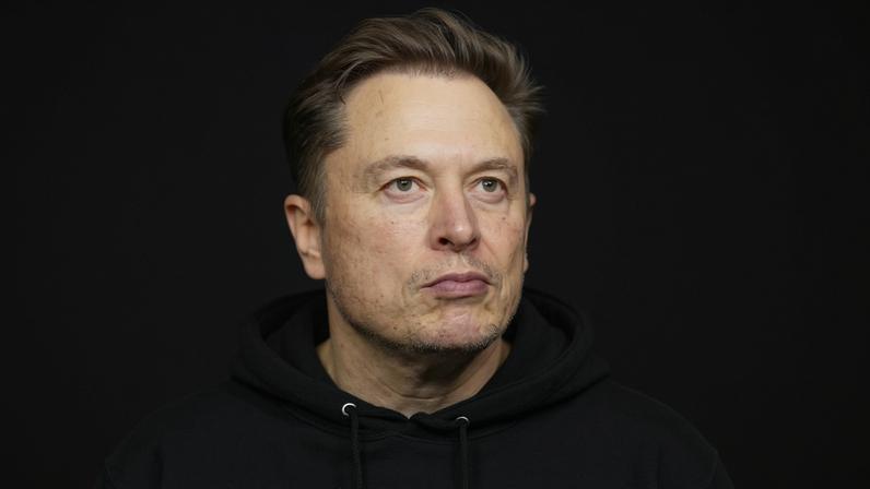 Musk atinge marco histórico: é o primeiro trilionário do mundo