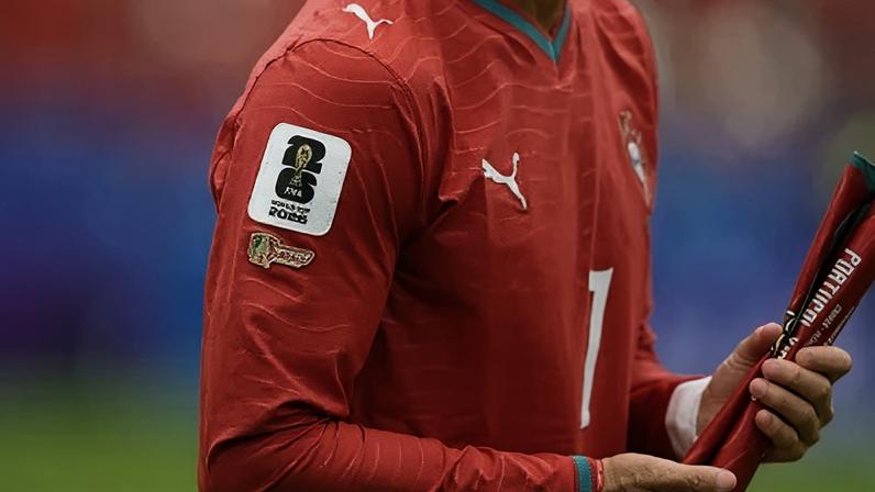 Cristiano Ronaldo tem patch especial em uniformes da Copa