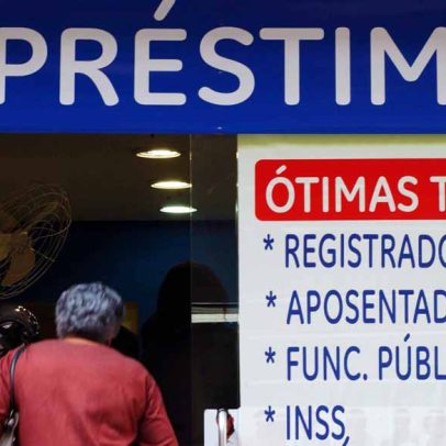 Demanda por crédito entre brasileiros sobe 15% em 12 meses