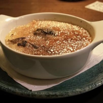 Crème brûlée de doce de leite ganha destaque em cardápio
