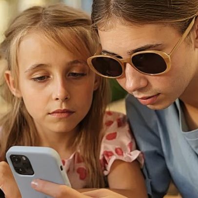 Novas regras para expor menores por influenciadores mirins nas redes