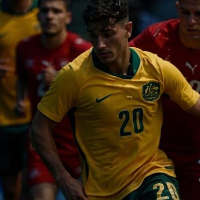 Meia italiana disputará Copa do Mundo pela Austrália, gerando polêmica