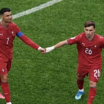 Atacante de Portugal: não somos obrigados a passar a bola a Ronaldo