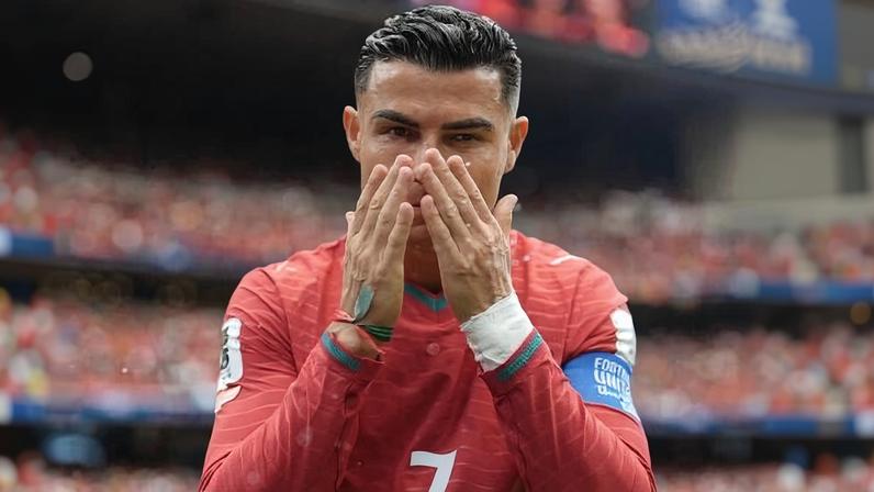Cristiano Ronaldo gesticula na partida entre Portugal e RD Congo pela Copa do Mundo 2026