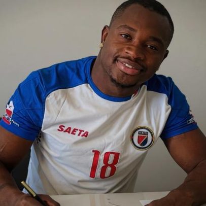 Haitiano que fez testes no Cruzeiro chegou à seleção, mas ficou fora da Copa