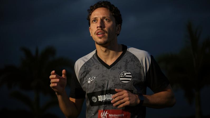 Ian Luccas tem 23 anos e contrato com o Cruzeiro por mais um ano e meio
