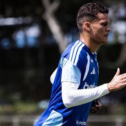 Cruzeiro encaminha saída de zagueiro descartado por Artur Jorge para a Europa