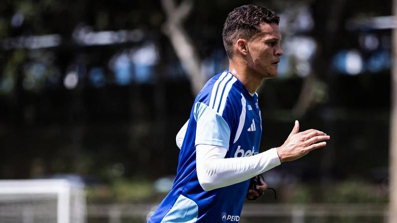 Janderson disputou apenas um jogo como profissional