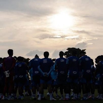 Jogadores do Cruzeiro entram de férias; diretoria trabalha na intertemporada