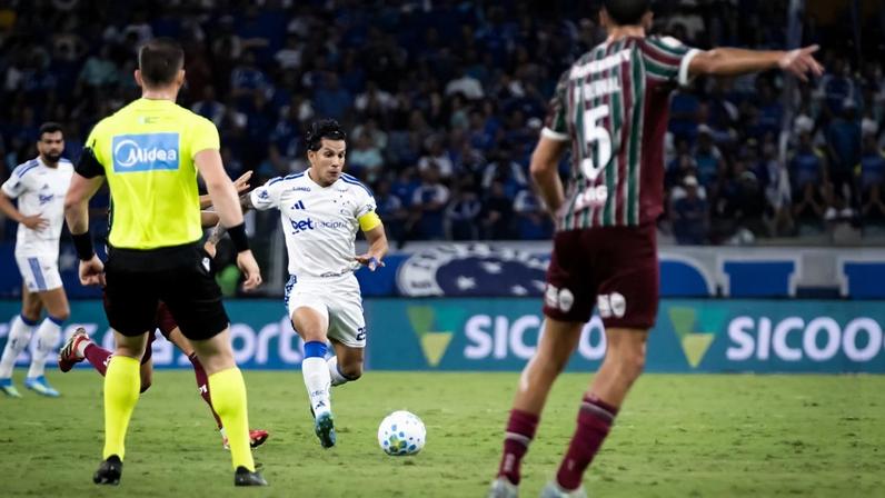 Romero é capitão do time estrelado