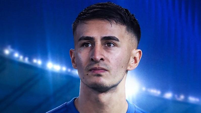 Argentino tem 28 anos e passagem pela seleção nacional