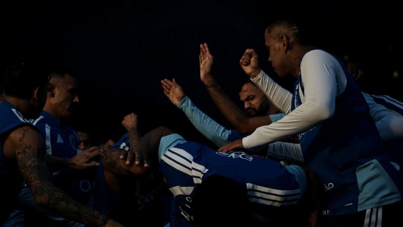 Jogadores do Cruzeiro fazem suas apostas para a final da Copa do Mundo