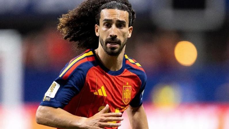 Cucurella, da Espanha, em jogo contra Cabo Verde pela Copa do Mundo