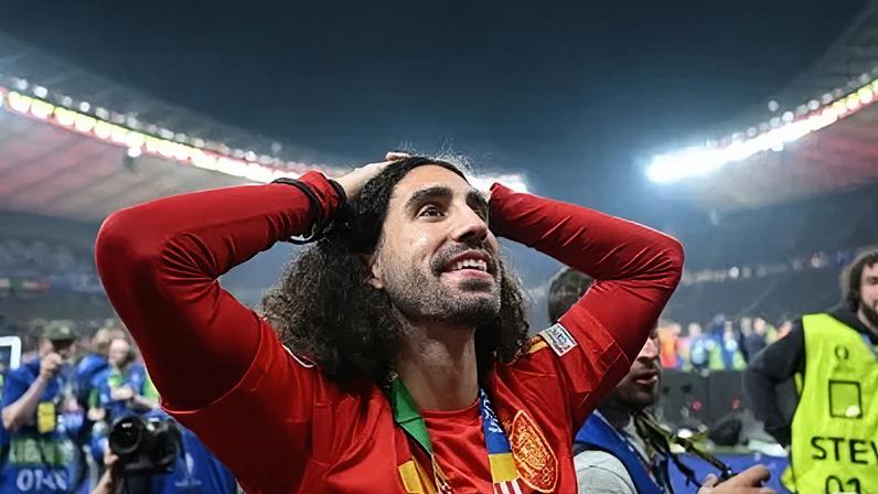 Marc Cucurella foi campeão da Euro com um amuleto da sorte