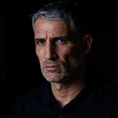 Ex-técnico do Santos e Fortaleza, Vojvoda assume comando do Racing