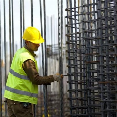 Indústria da construção tem 191 mil empresas e 2,5 milhões de empregos, IBGE