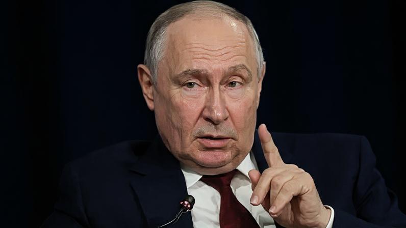 Putin diz que não adianta reunião com Zelensky para encerrar guerra na Ucrânia